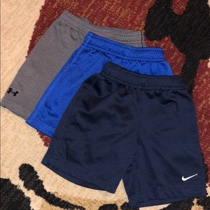 3 pairs of boys 2T athletic shorts